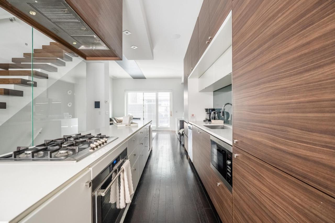 Globalstay Exclusive 4 Bedroom Townhouse In Downtown Toronto With Parking Extérieur photo